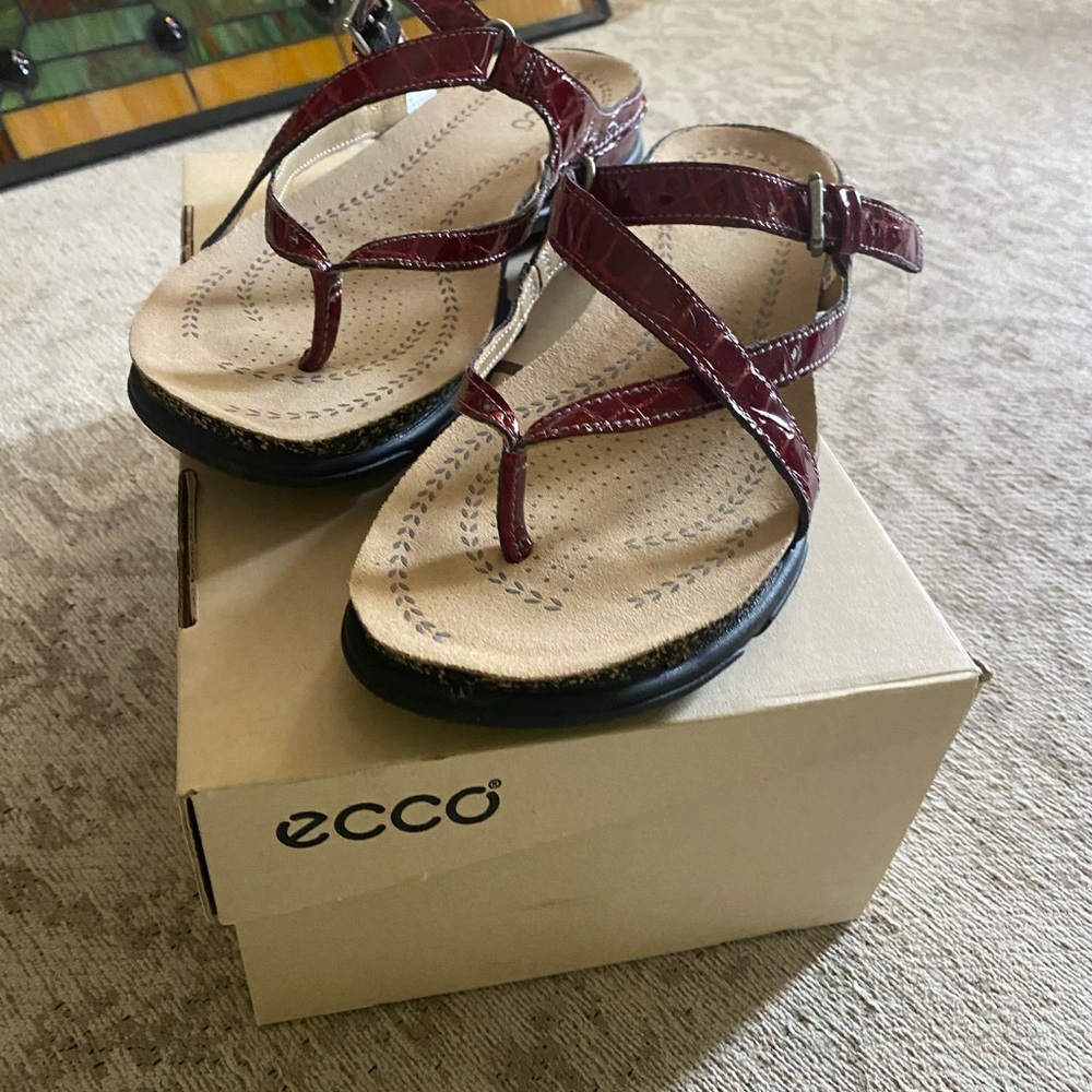 ECCO Burgundy Sandals